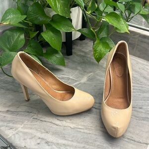 Corso Como patent leather nude beige Palomar heel. Size 6.5.